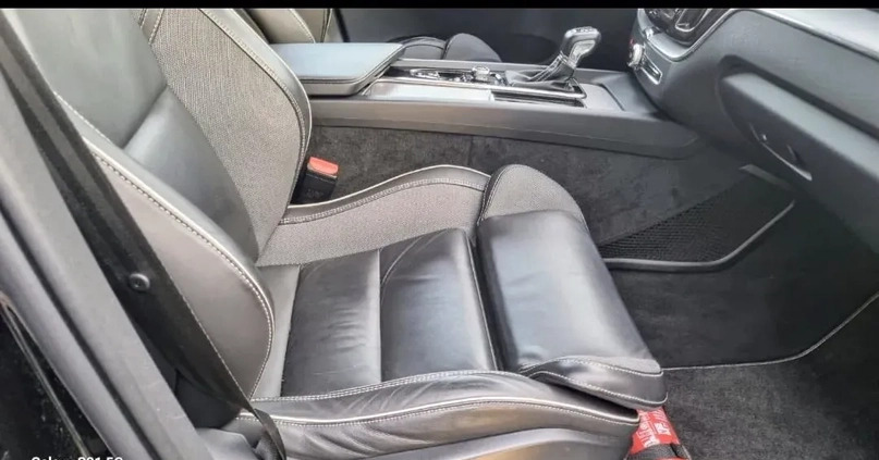 Volvo XC 60 cena 135000 przebieg: 98000, rok produkcji 2020 z Płock małe 497